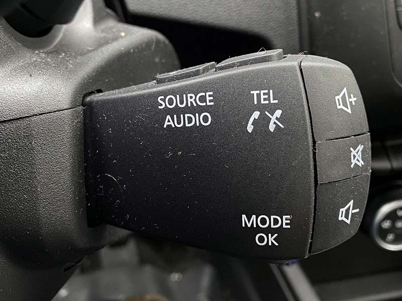 Dacia Duster 2. generace před faceliftem, černý interiér