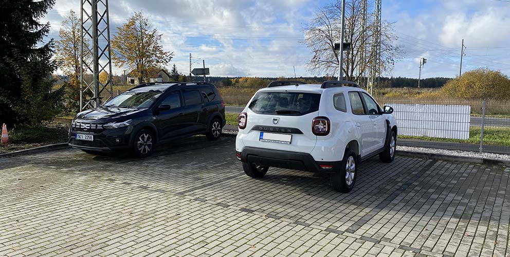 Dacia Duster Comfort 2. generace v bílé barvě glacier