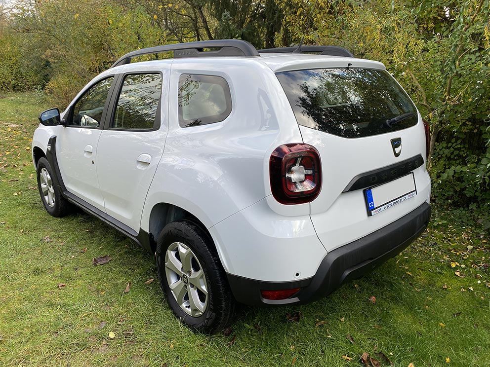 Dacia Duster Comfort 2. generace v bílé barvě glacier