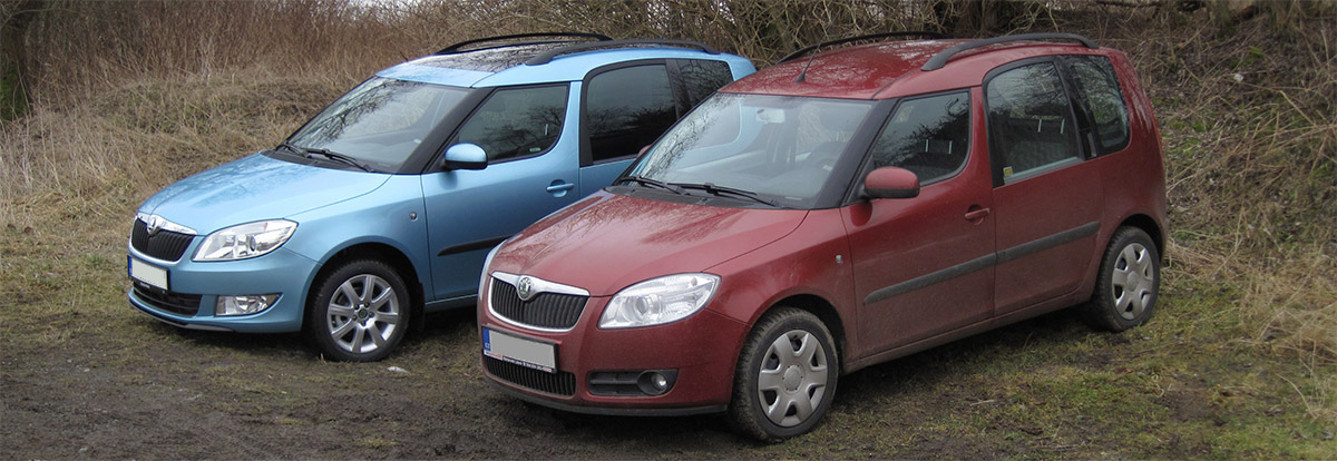 Škoda Roomster - porovnání faceliftovaného modelu s původním - pohled šikmo zpředu