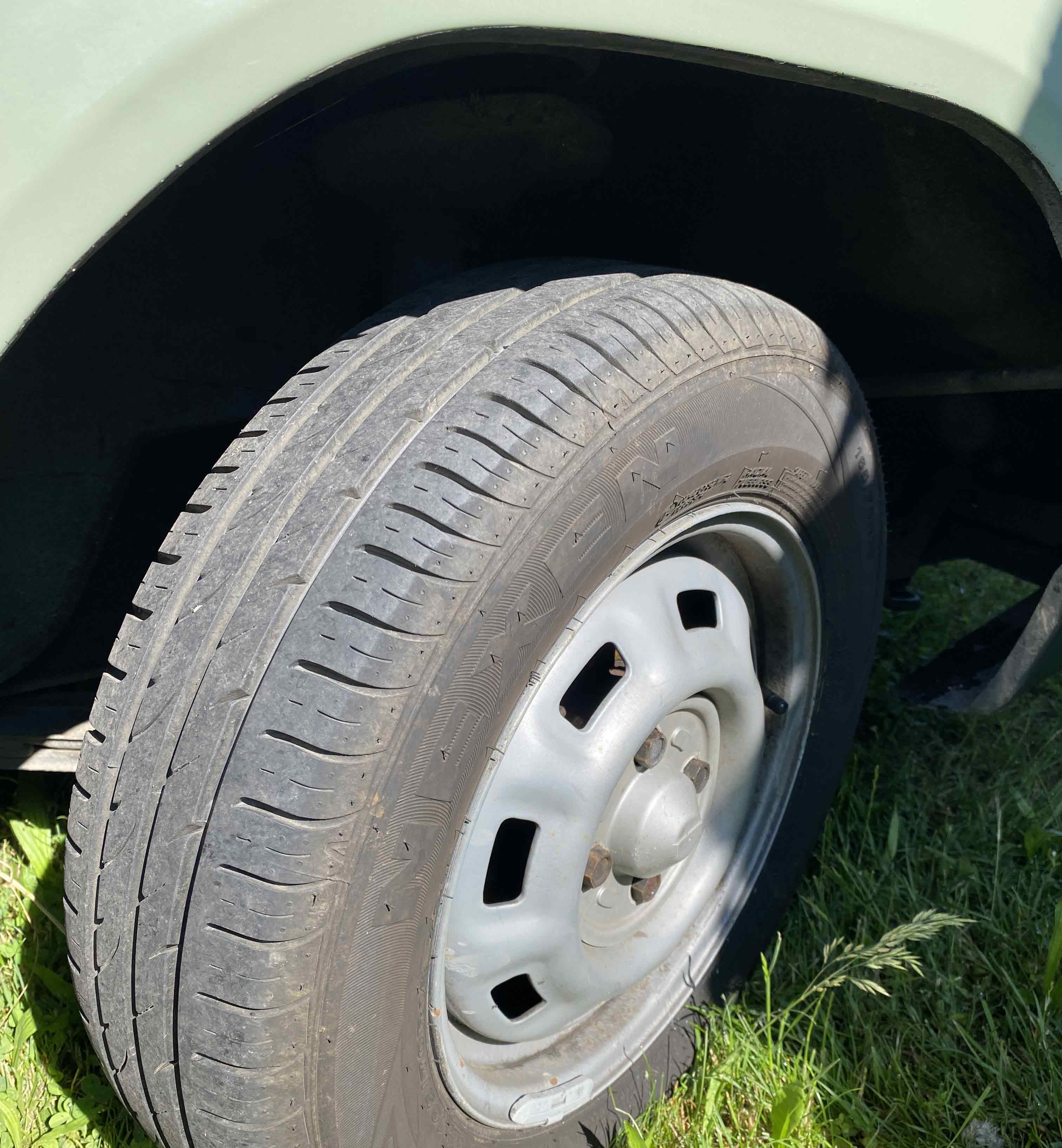 Nexen N'Blue HD Plus 165/70 R13