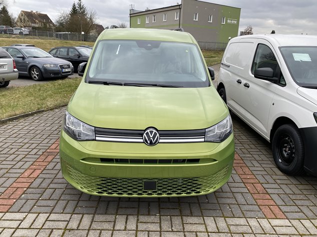 Nový VW Caddy Maxi Life 2.0 TDI 2024 zelená Golden
