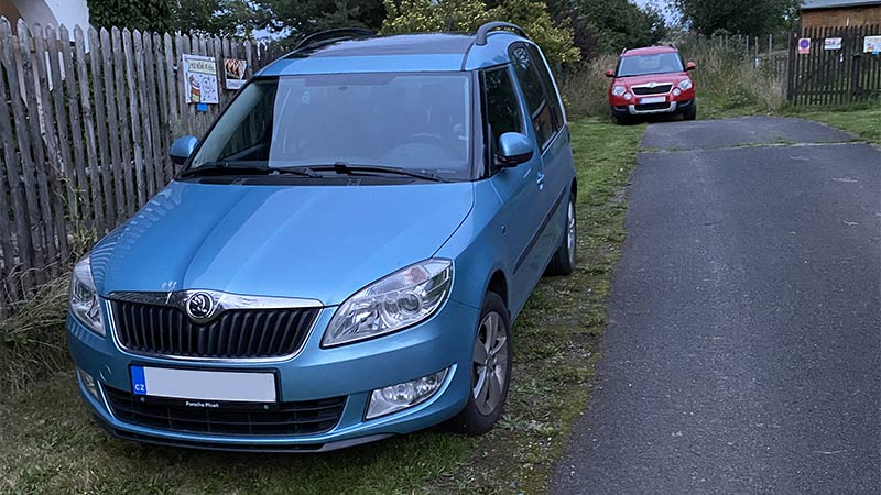 Škoda Roomster v modré metalíze Miami