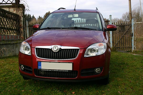 Škoda Roomster Style, červená Flamenco