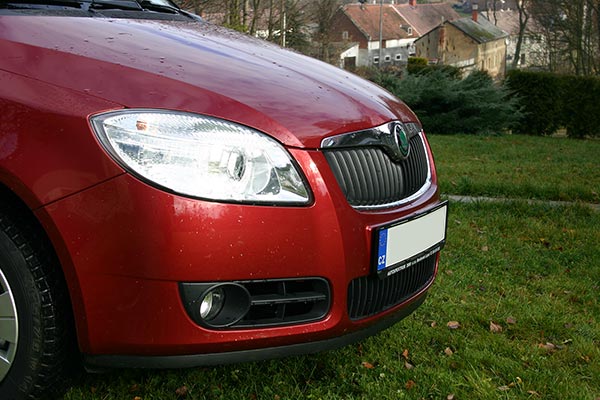 Škoda Roomster Style, červená Flamenco