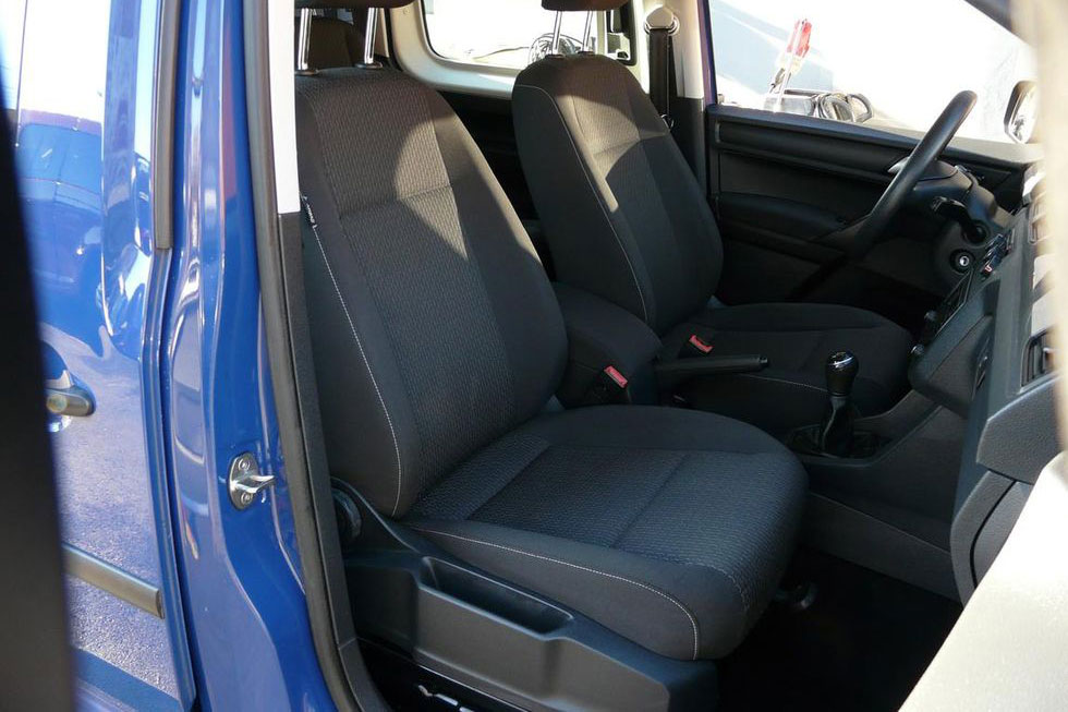 Caddy 2015 - sedadlo spolujezdce s odkládací schránkou