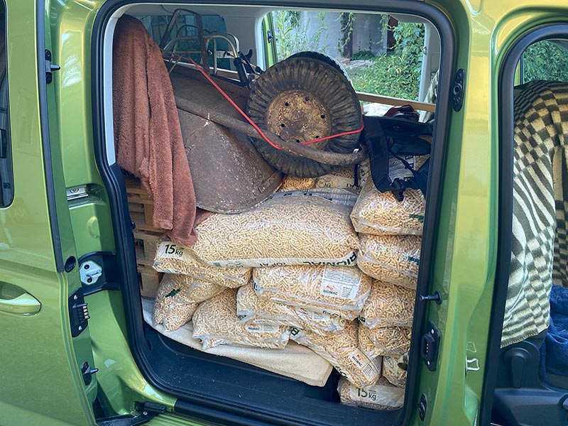 Plně naložené auto