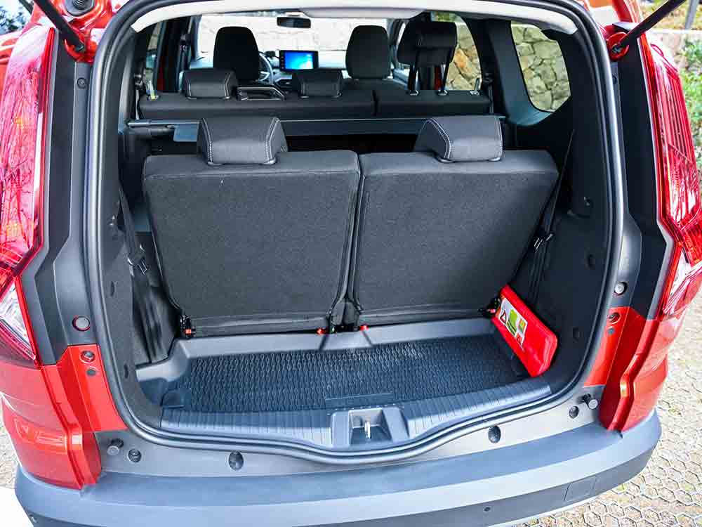 Dacia Jogger - kufr v sedmimístném uspořádání