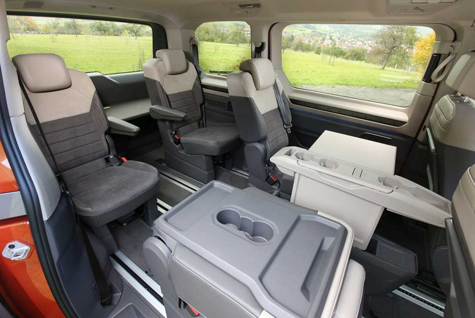 Volkswagen Multivan 7. generace - interiér